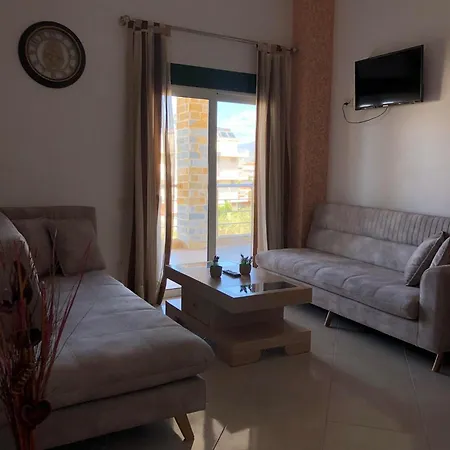Comfy Διαμέρισμα Εξαμίλιο